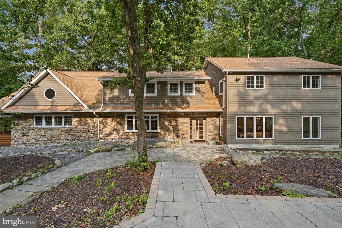 360 Babbling Brook Rd Property Photo 1
