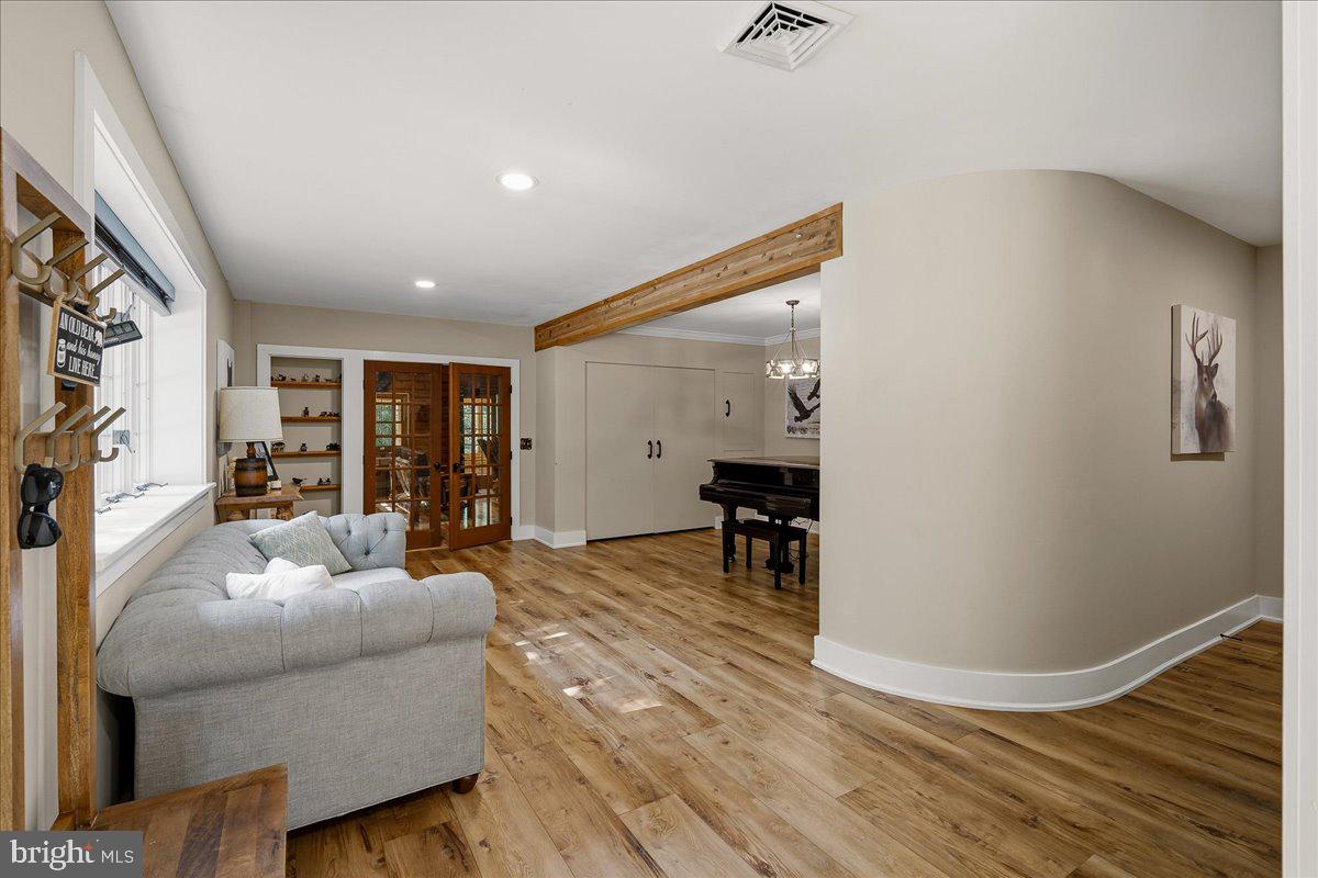 360 Babbling Brook Rd Property Photo 13