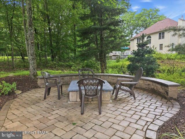 1220 Overlook Ct Property Photo 24