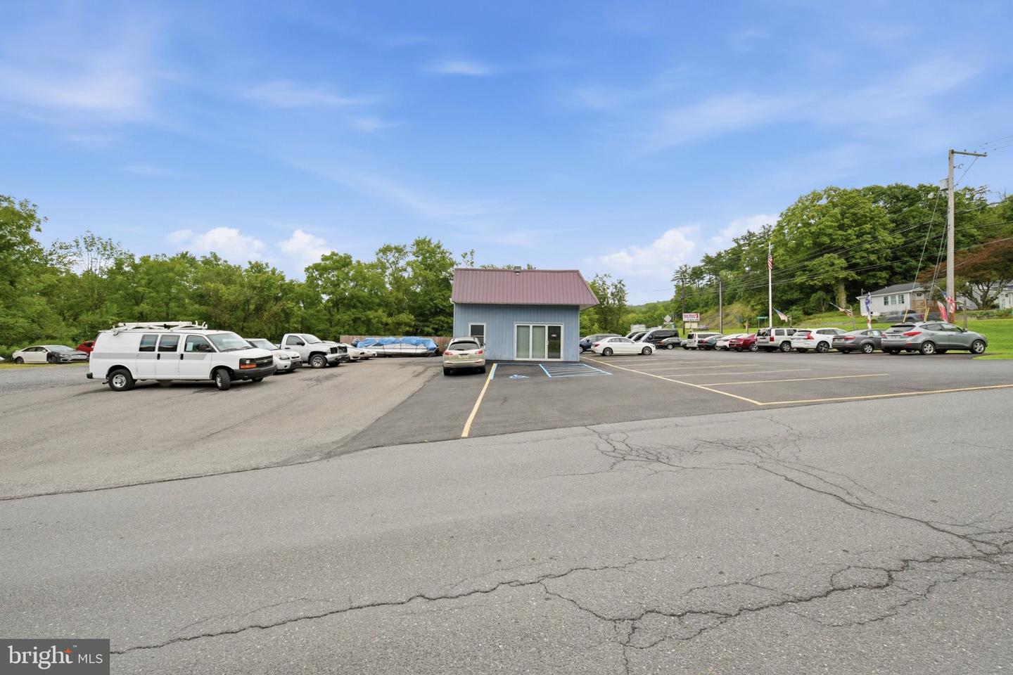 106 Camellia Rd Property Photo 22