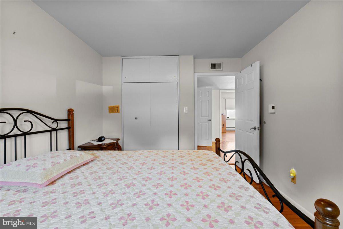 200 Huston Ave Property Photo 22