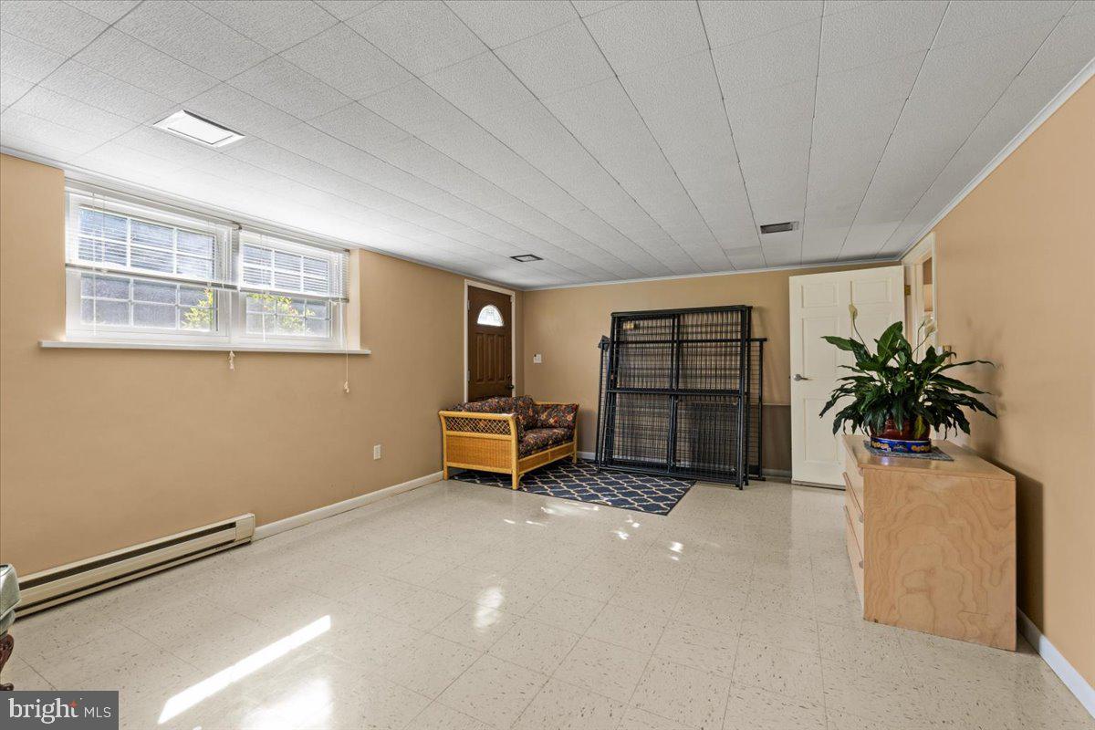200 Huston Ave Property Photo 34