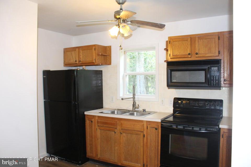 889 Country Place Dr Property Photo 12
