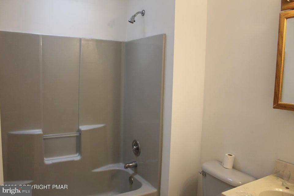 889 Country Place Dr Property Photo 32