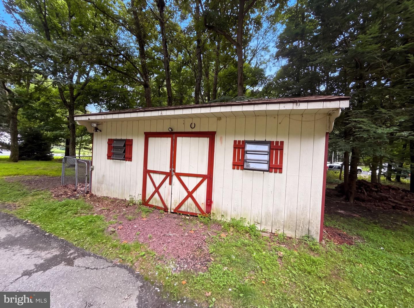 277 Apache Dr Property Photo 23