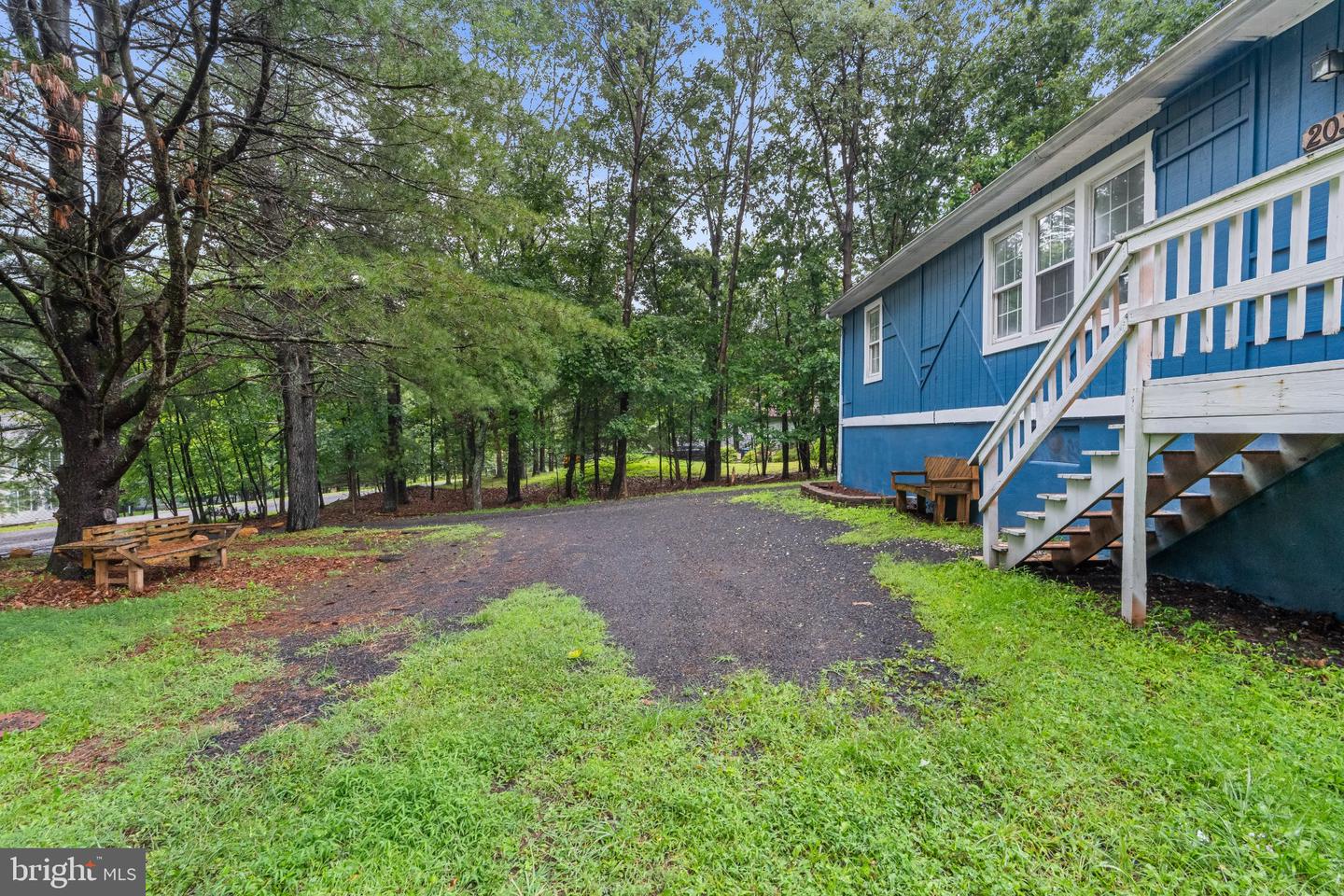 2037 Forest Lake Dr Property Photo 4