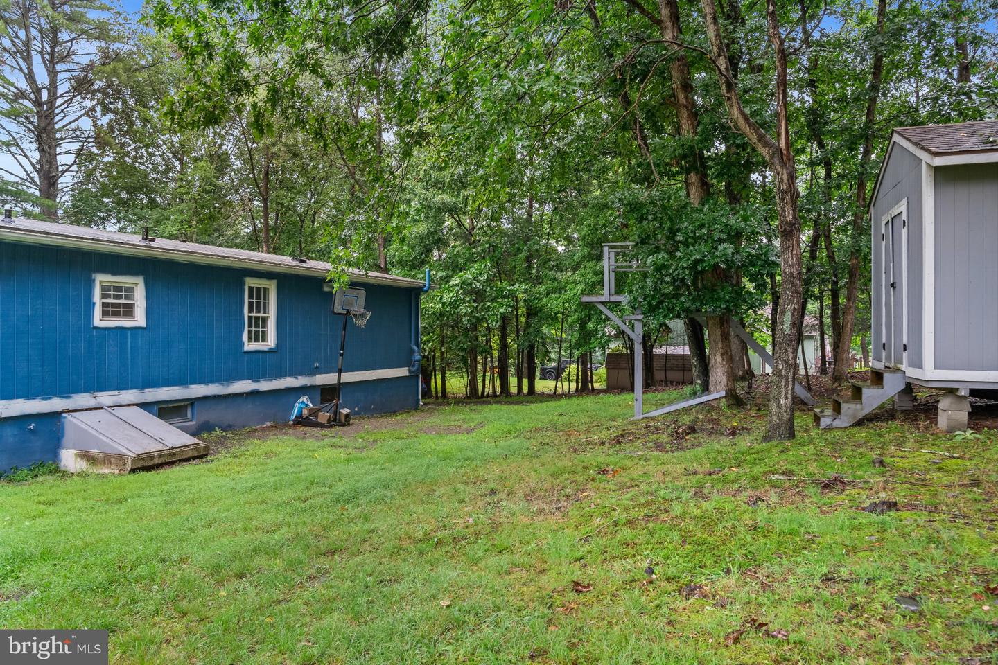 2037 Forest Lake Dr Property Photo 11