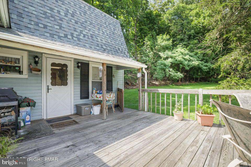 926 Acker Rd Property Photo 12