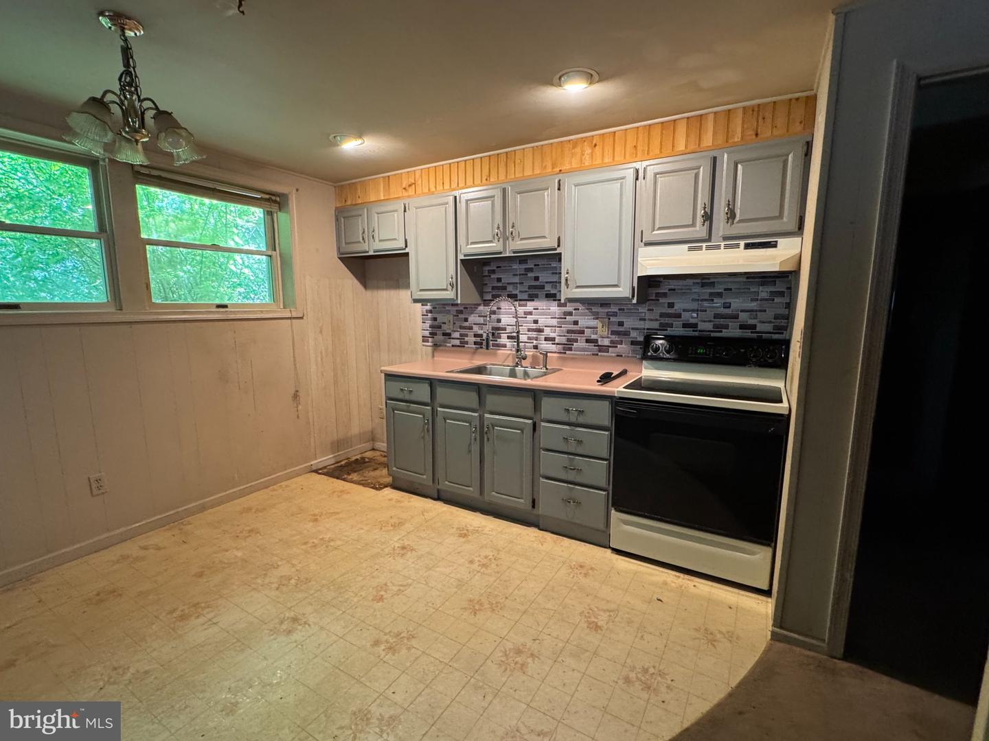 629 Carney Rd Property Photo 35