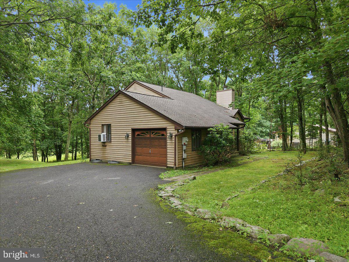 408 Longview Dr Property Photo 6
