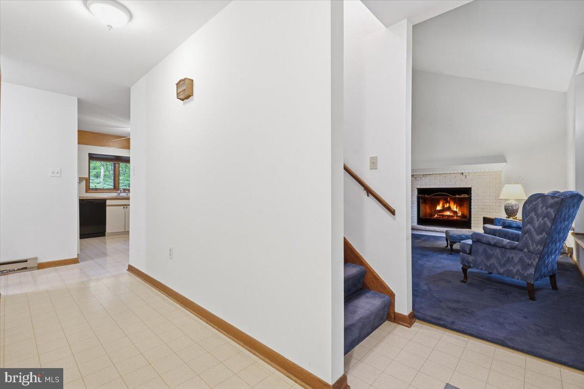 408 Longview Dr Property Photo 9