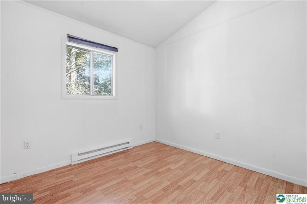 9205 Westwood Dr Property Photo 19