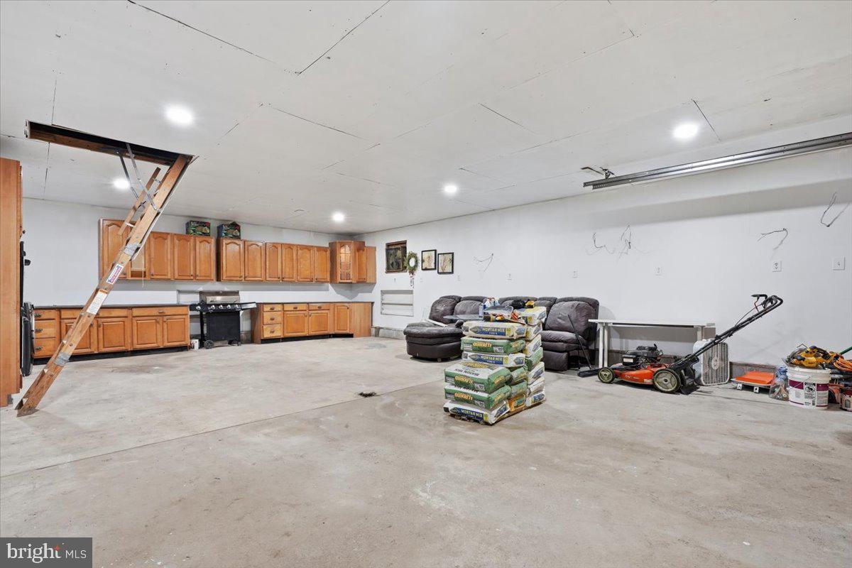1626 David Ln Property Photo 40