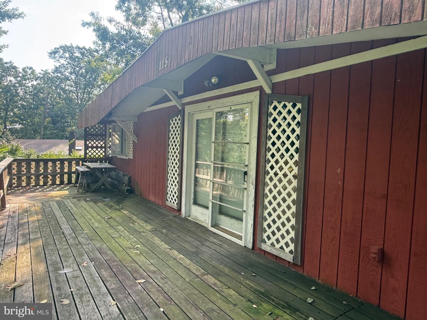 1222 Valley Dr Property Photo 4