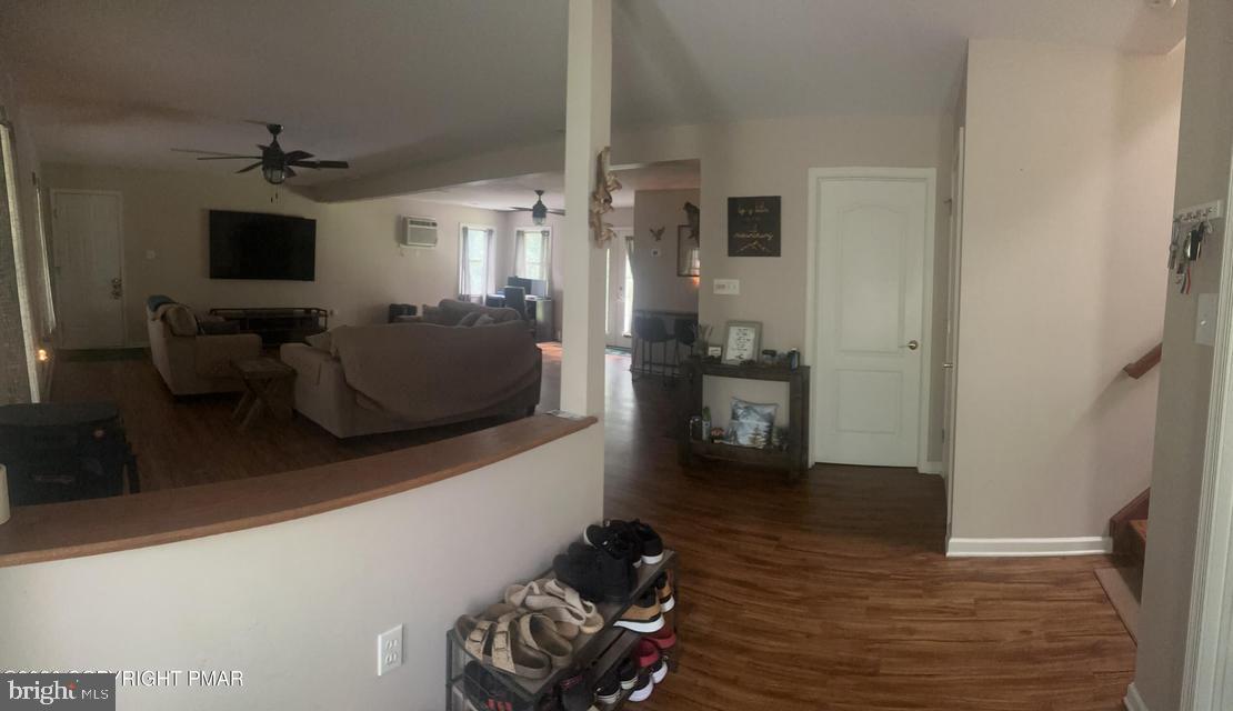 6164 Starlight Ct Property Photo 7