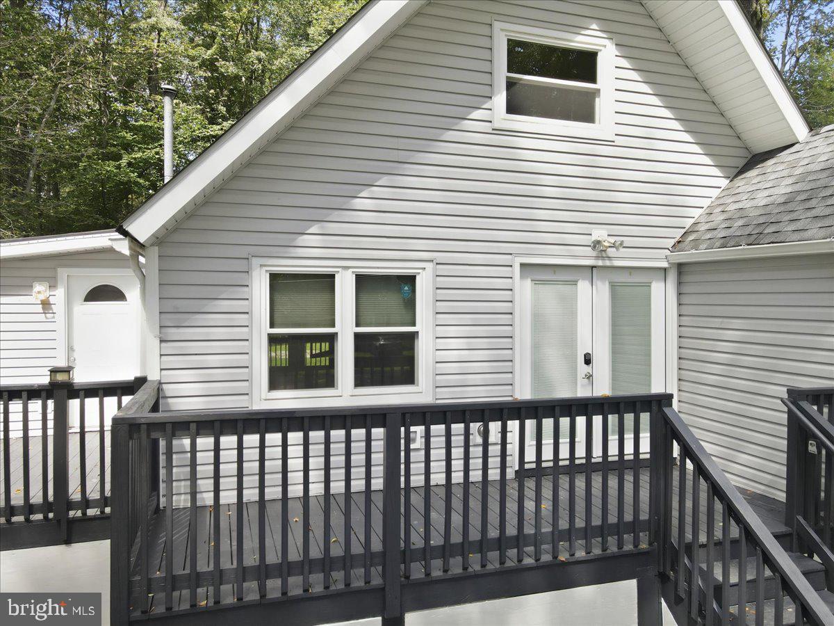 320 Lamont Way Property Photo 4