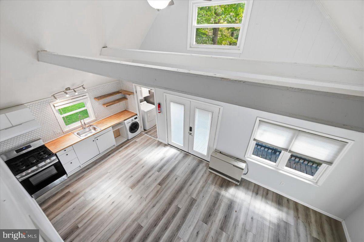 320 Lamont Way Property Photo 26