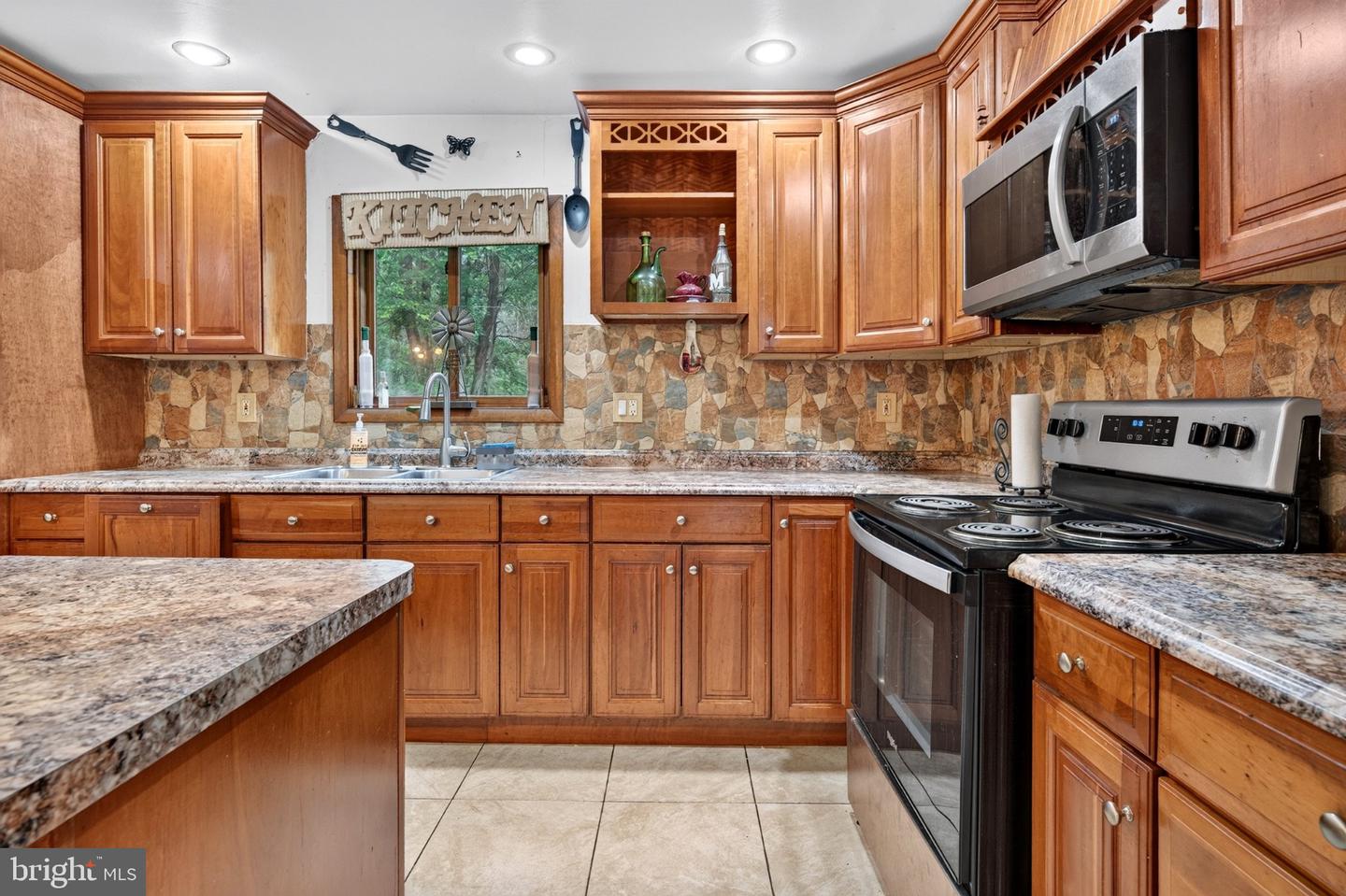 5112 Navajo Pl Property Photo 18