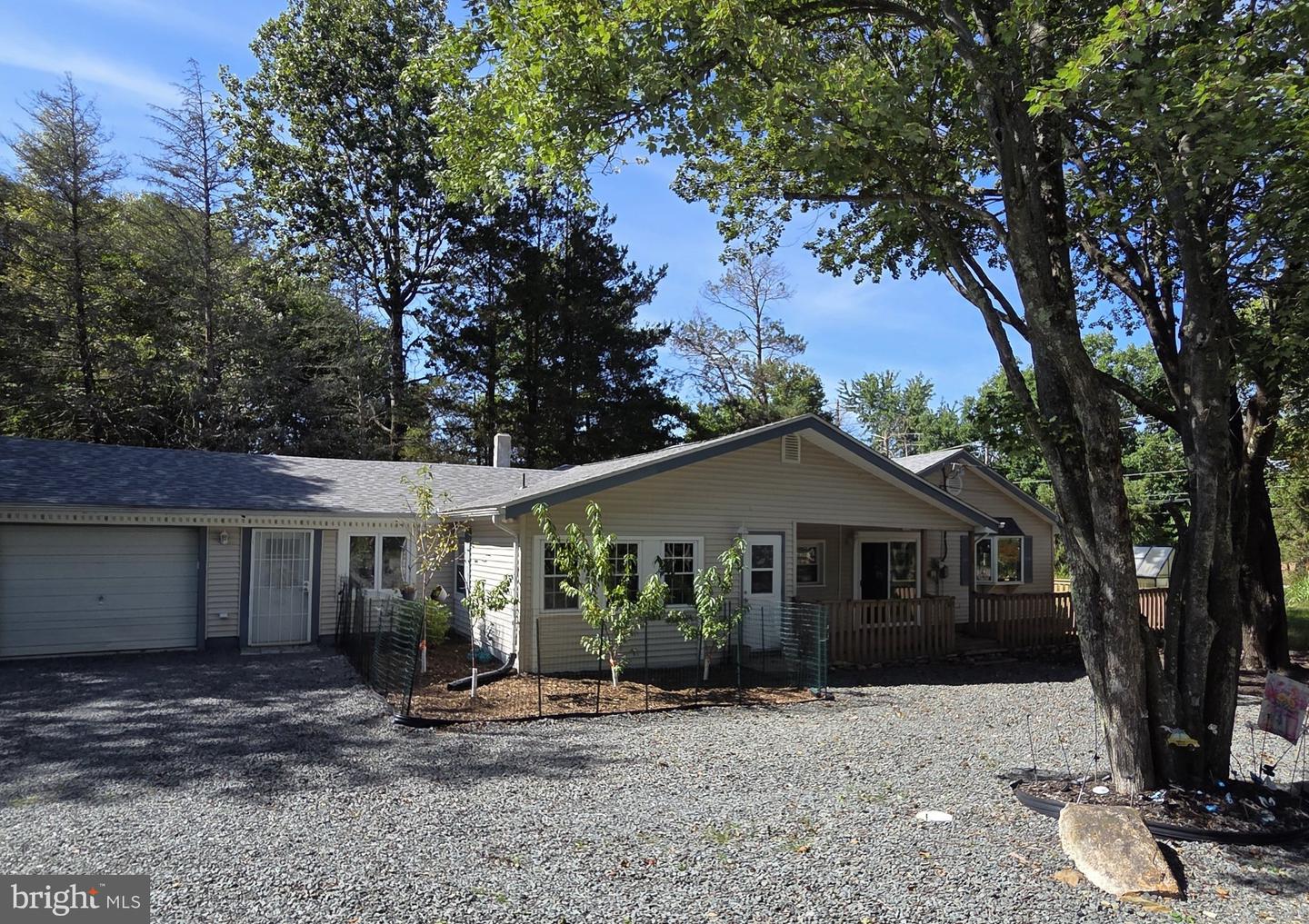 89 Shortridge Rd Property Photo 2