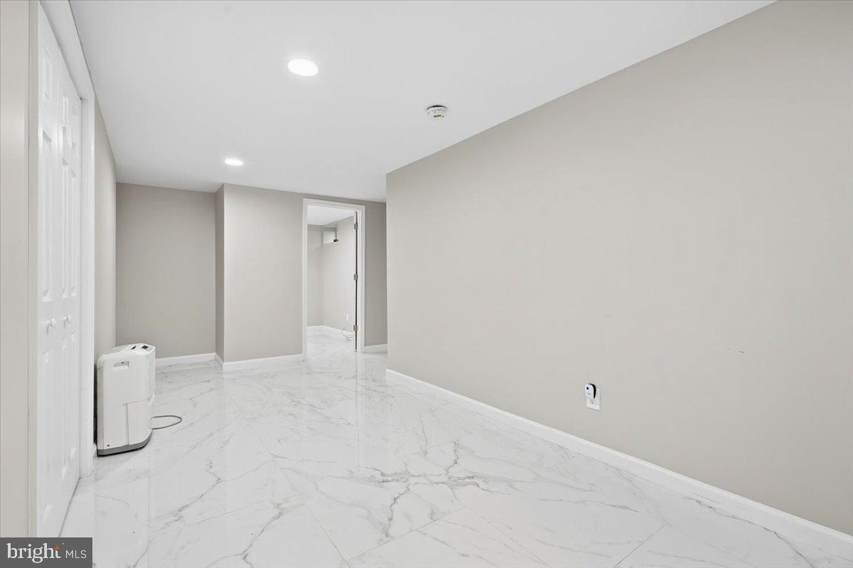 507 Starlite Ct Property Photo 34