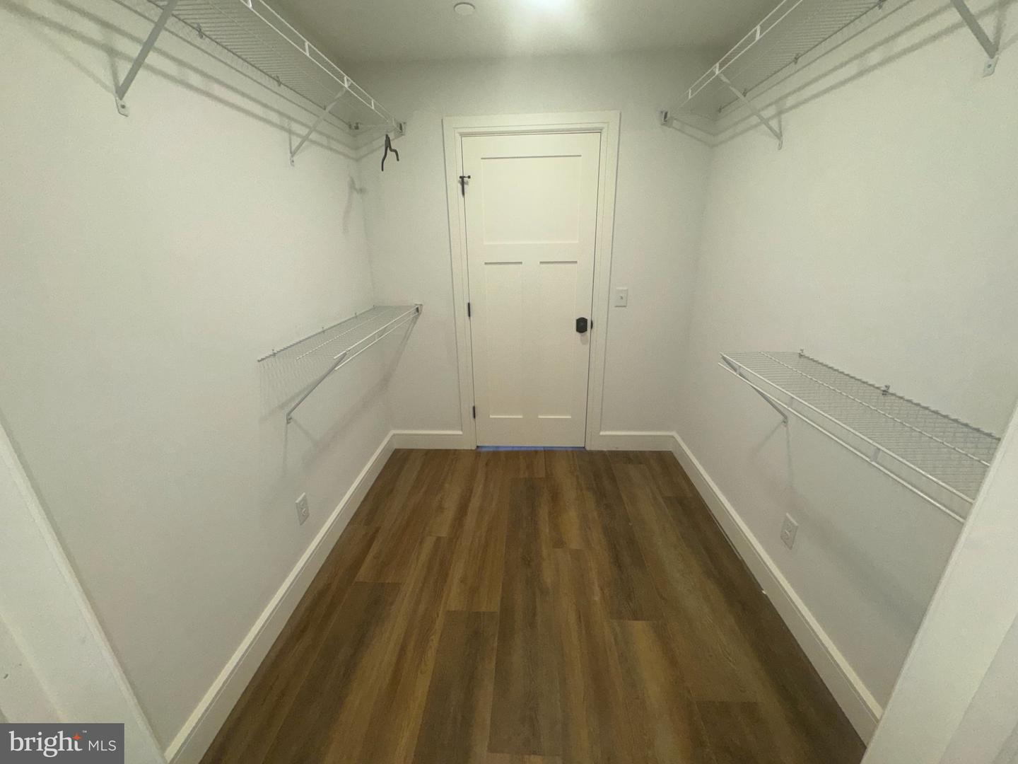 1087 Mount Tom Rd #205 Property Photo 10