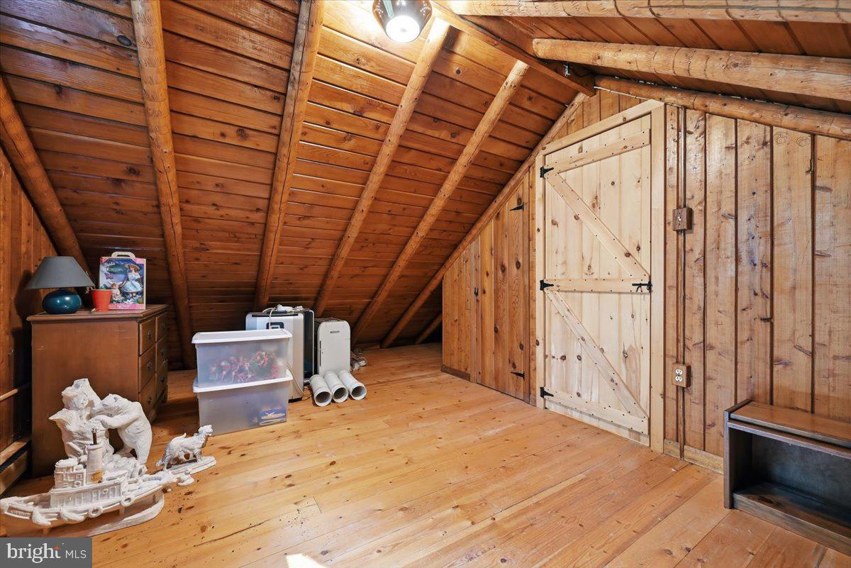 130 Rose Ln Property Photo 58