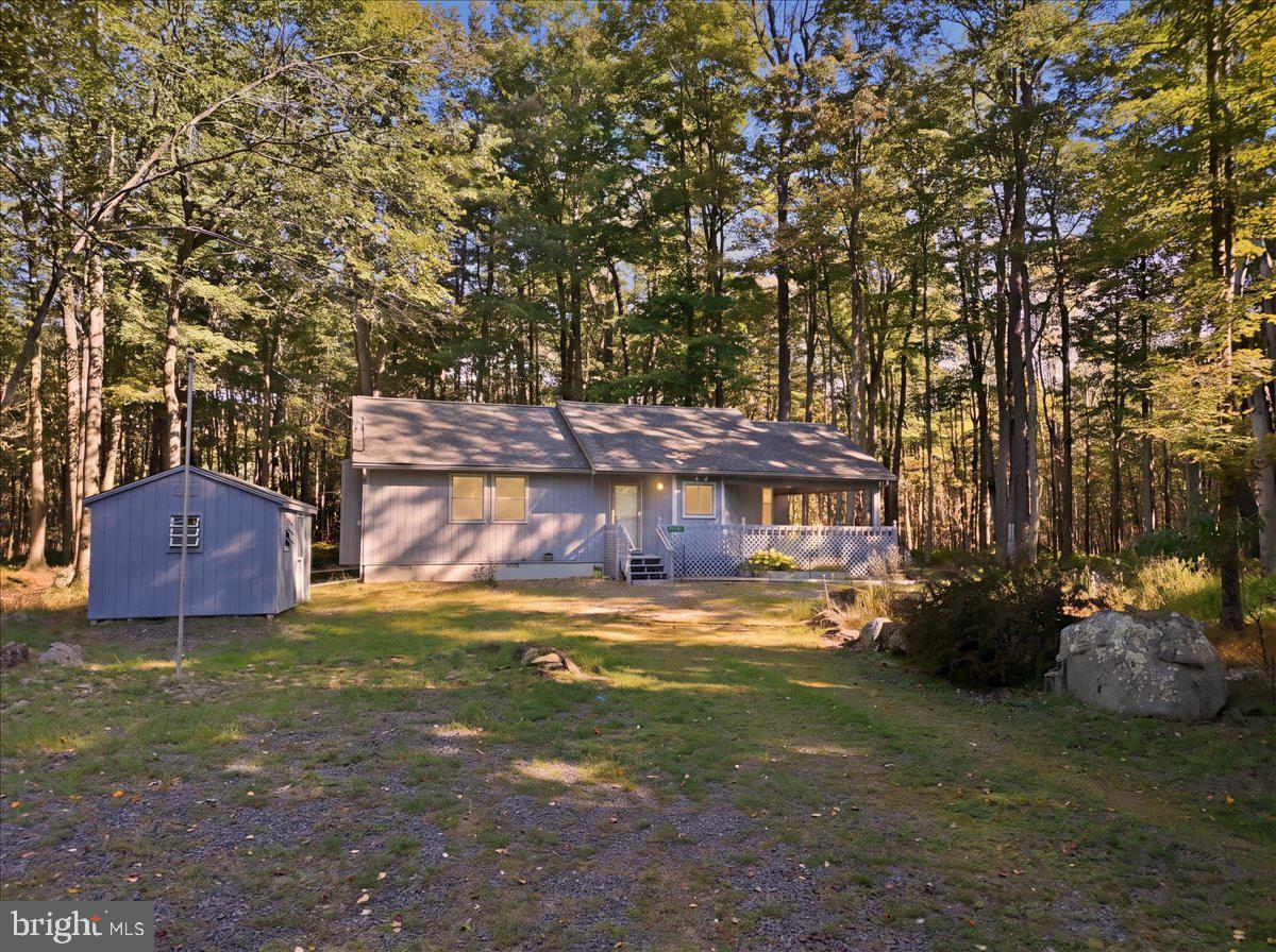 193 Minisink Dr Property Photo 3