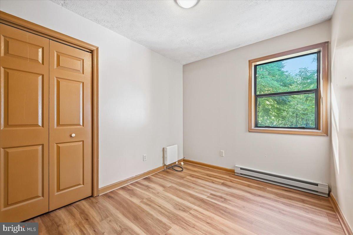 193 Minisink Dr Property Photo 35