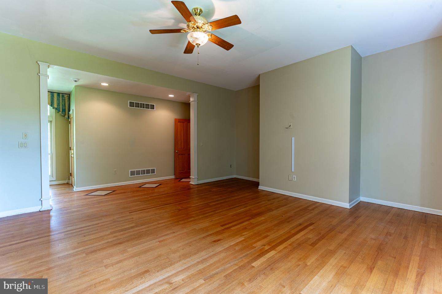 441 Hidden Lake Dr Property Photo 32