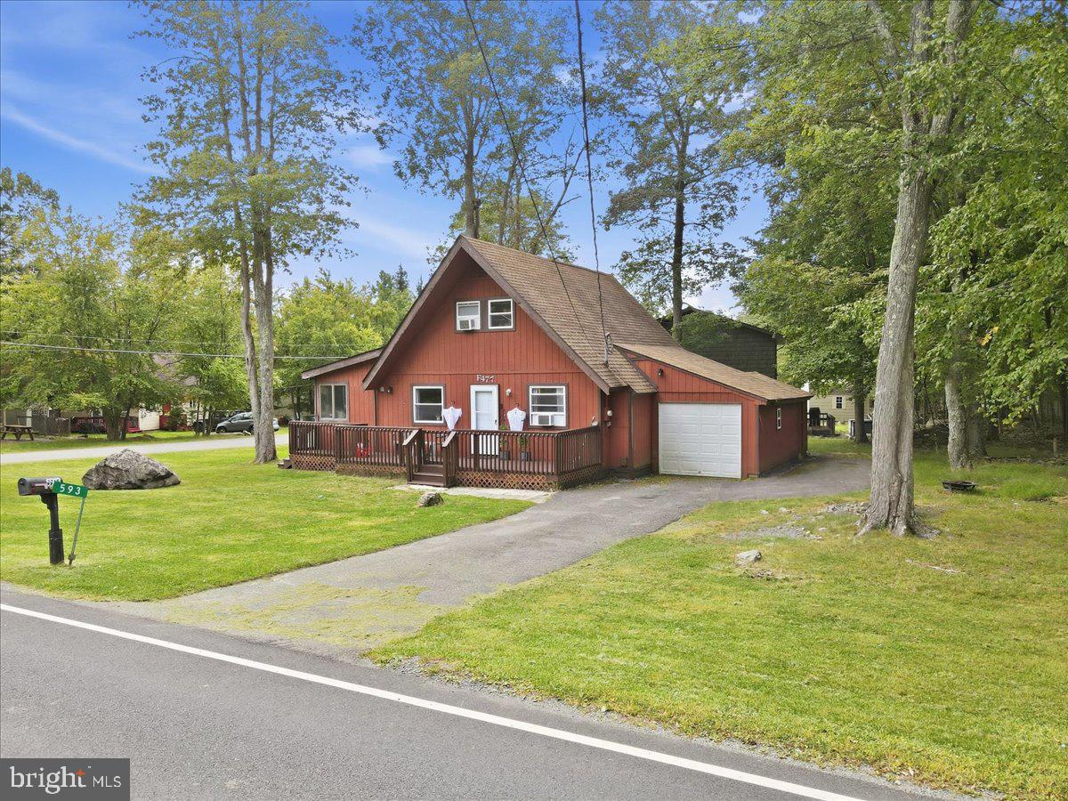 593 Country Place Dr Property Photo 3