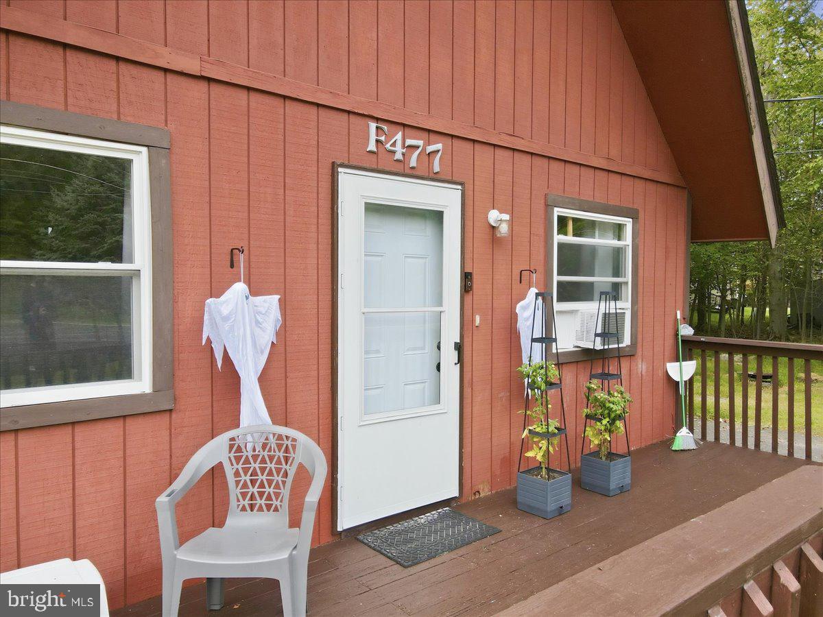 593 Country Place Dr Property Photo 6