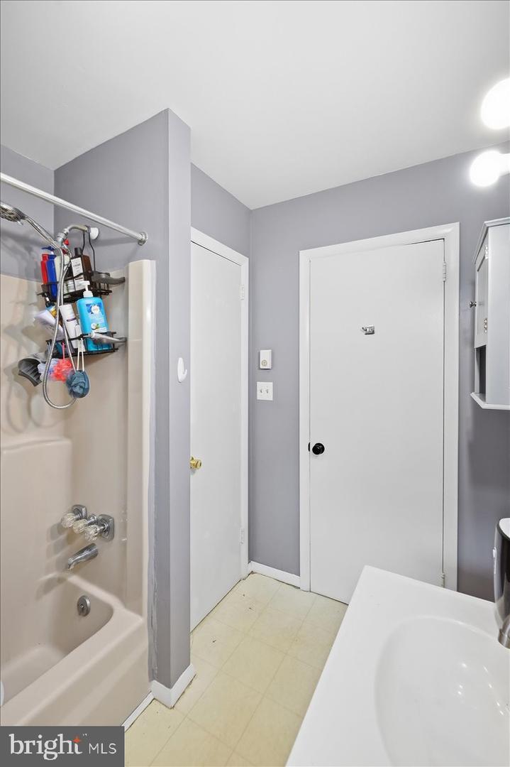 593 Country Place Dr Property Photo 44