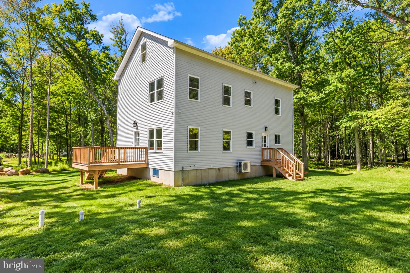 115 Deer Path Ln Property Photo 36
