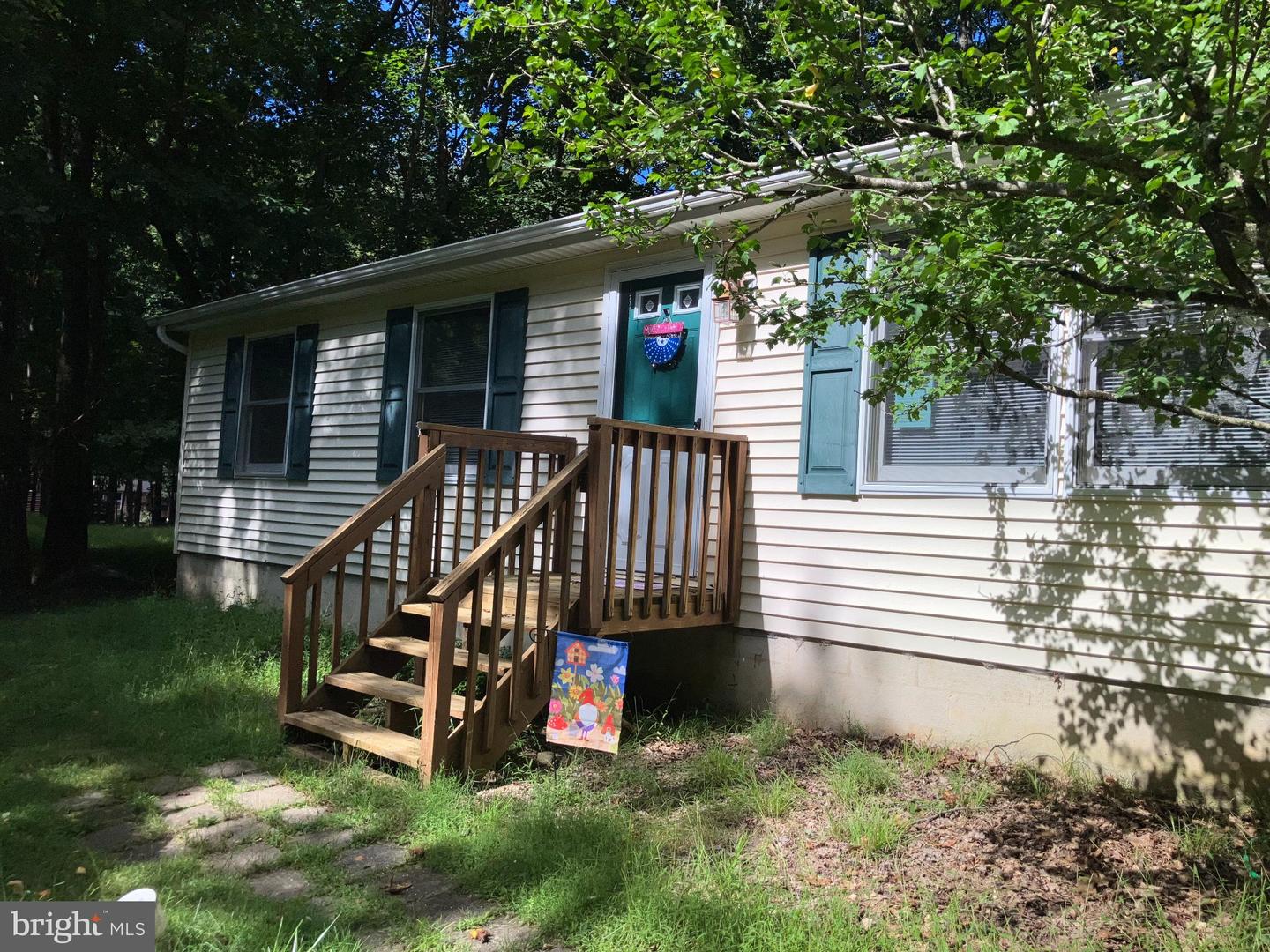 137 Aspen Rd Property Photo 1