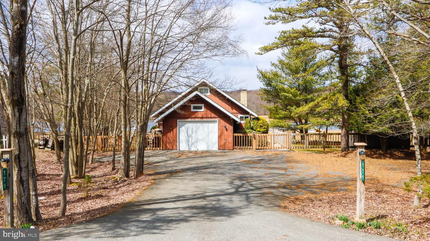 171 Highridge Rd Property Photo 3