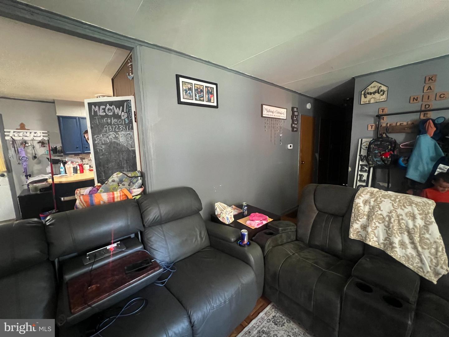 5 Oak St Property Photo 3