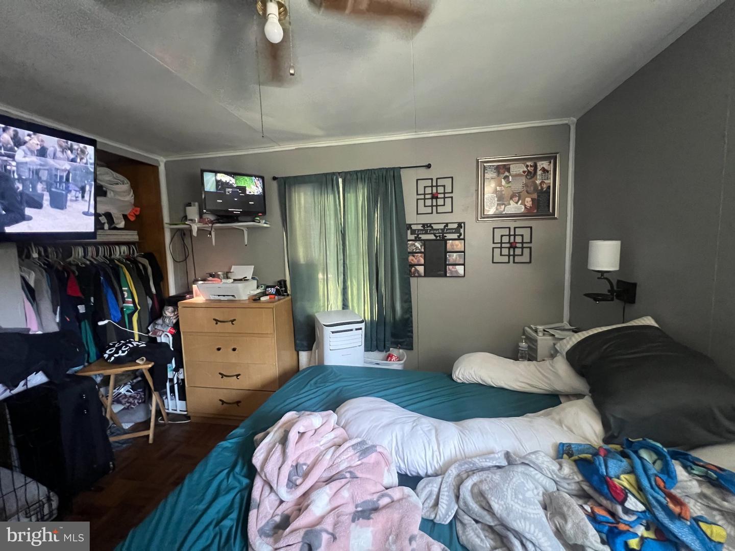 5 Oak St Property Photo 15