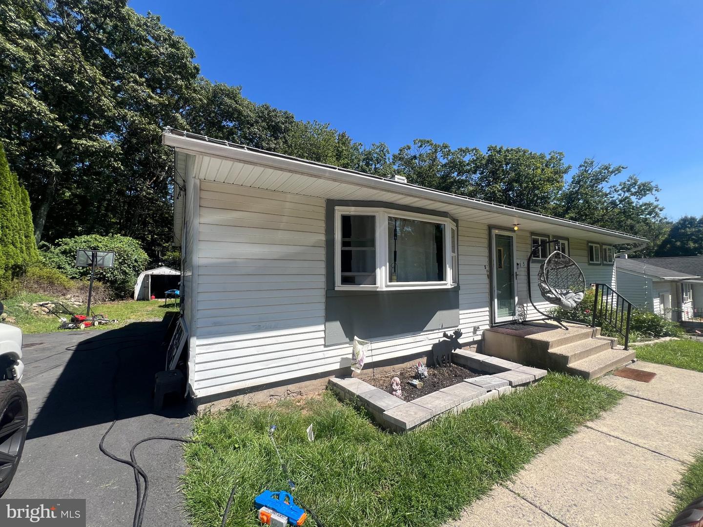 5 Oak St Property Photo 31
