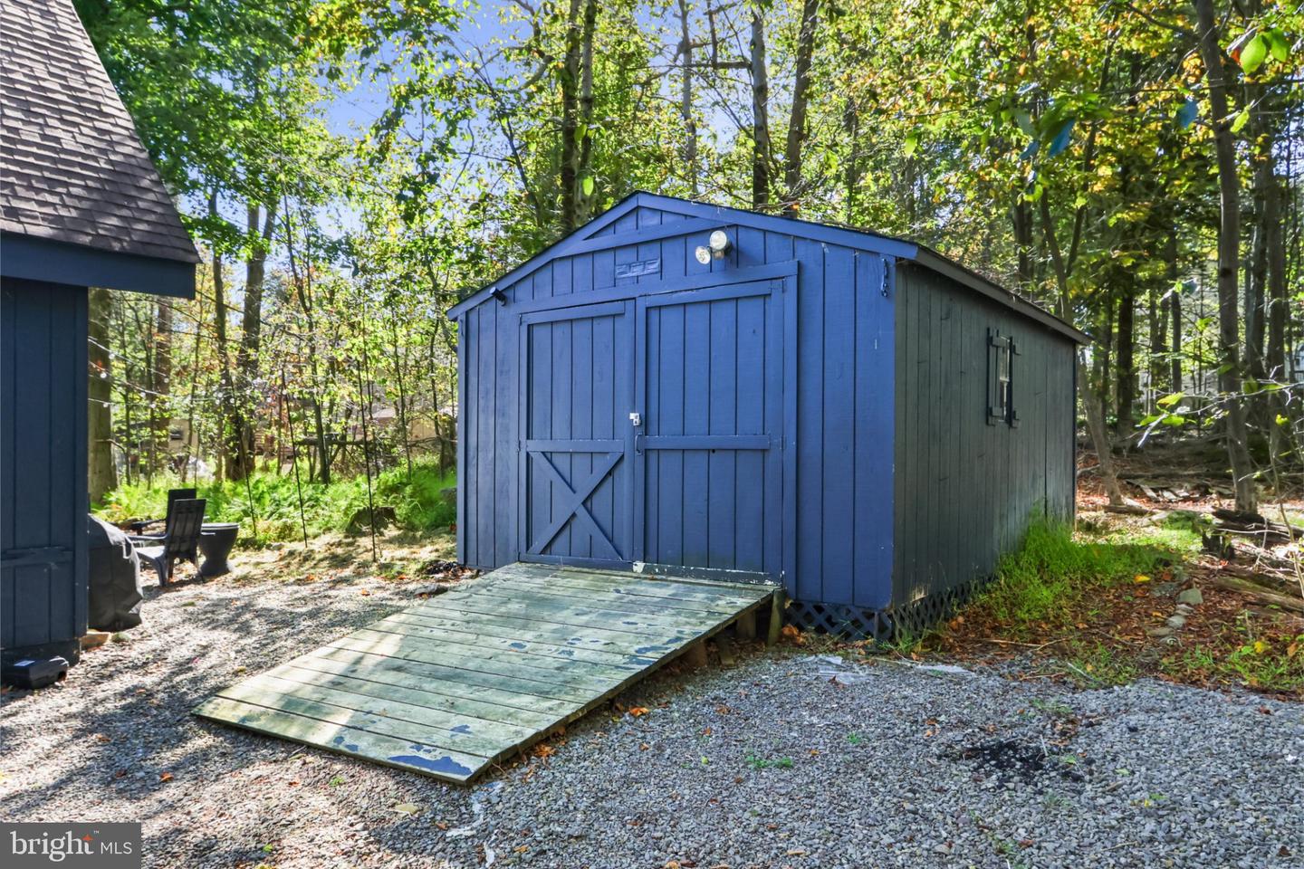9820 Deerwood Dr Property Photo 28