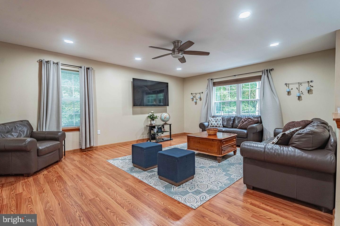 159 Winding Way Property Photo 16