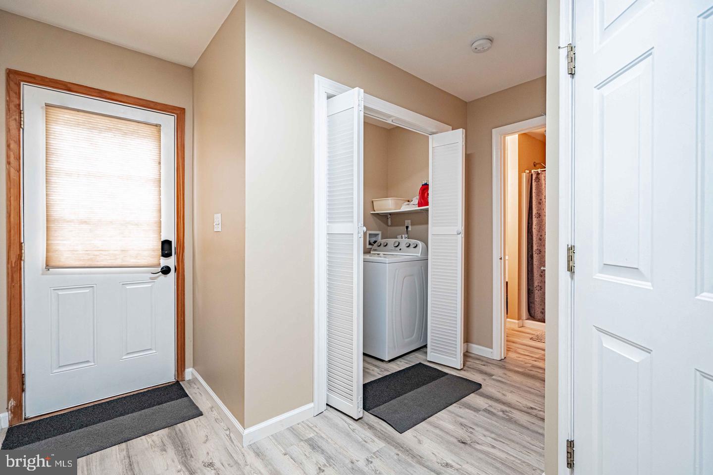 159 Winding Way Property Photo 28