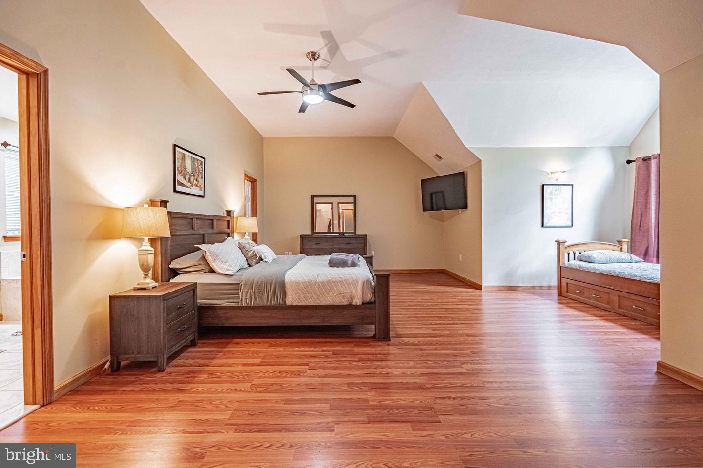 159 Winding Way Property Photo 36
