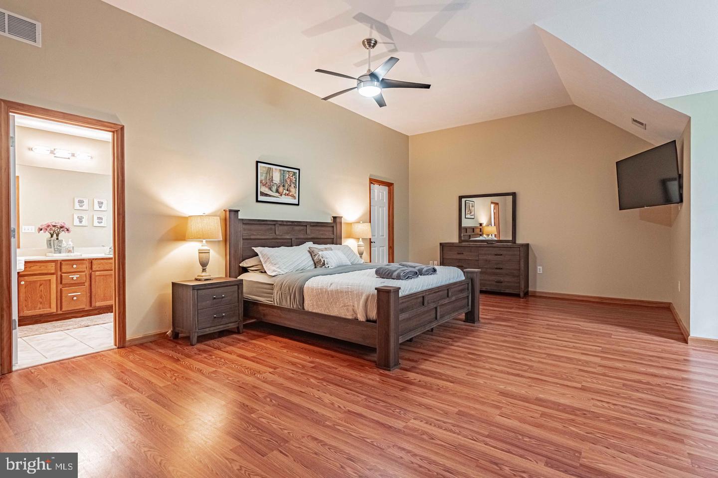 159 Winding Way Property Photo 38