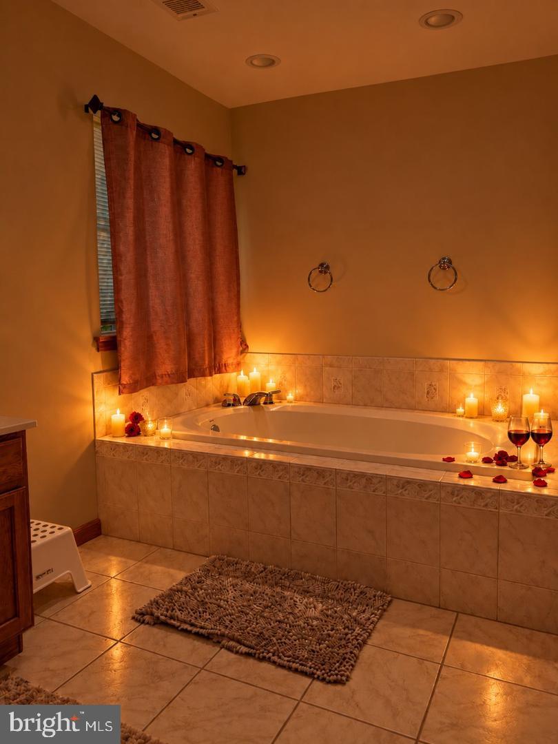 159 Winding Way Property Photo 44