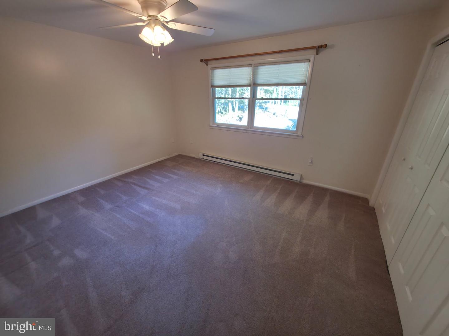 224 Tree Top Ter Property Photo 14