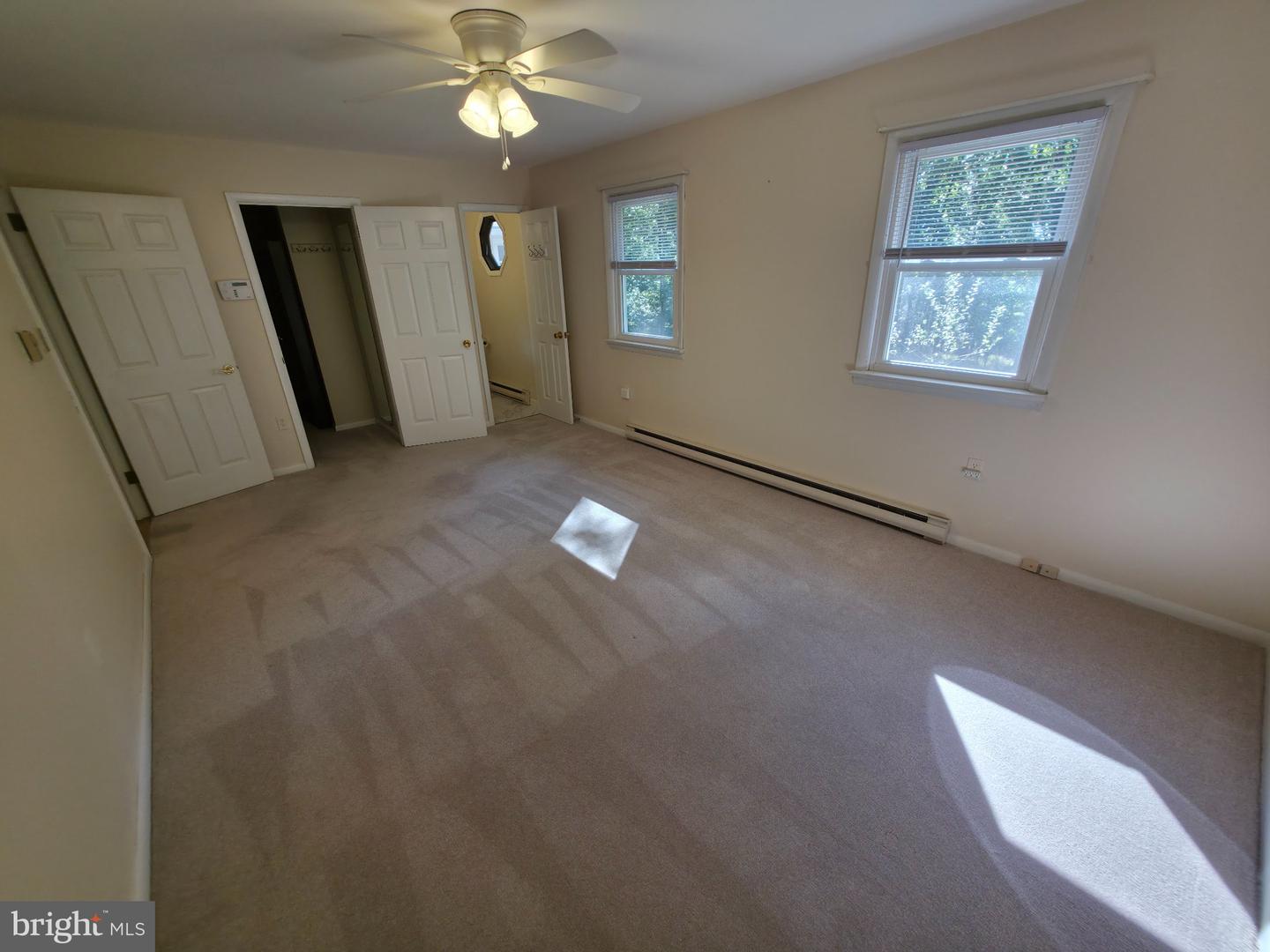 224 Tree Top Ter Property Photo 17