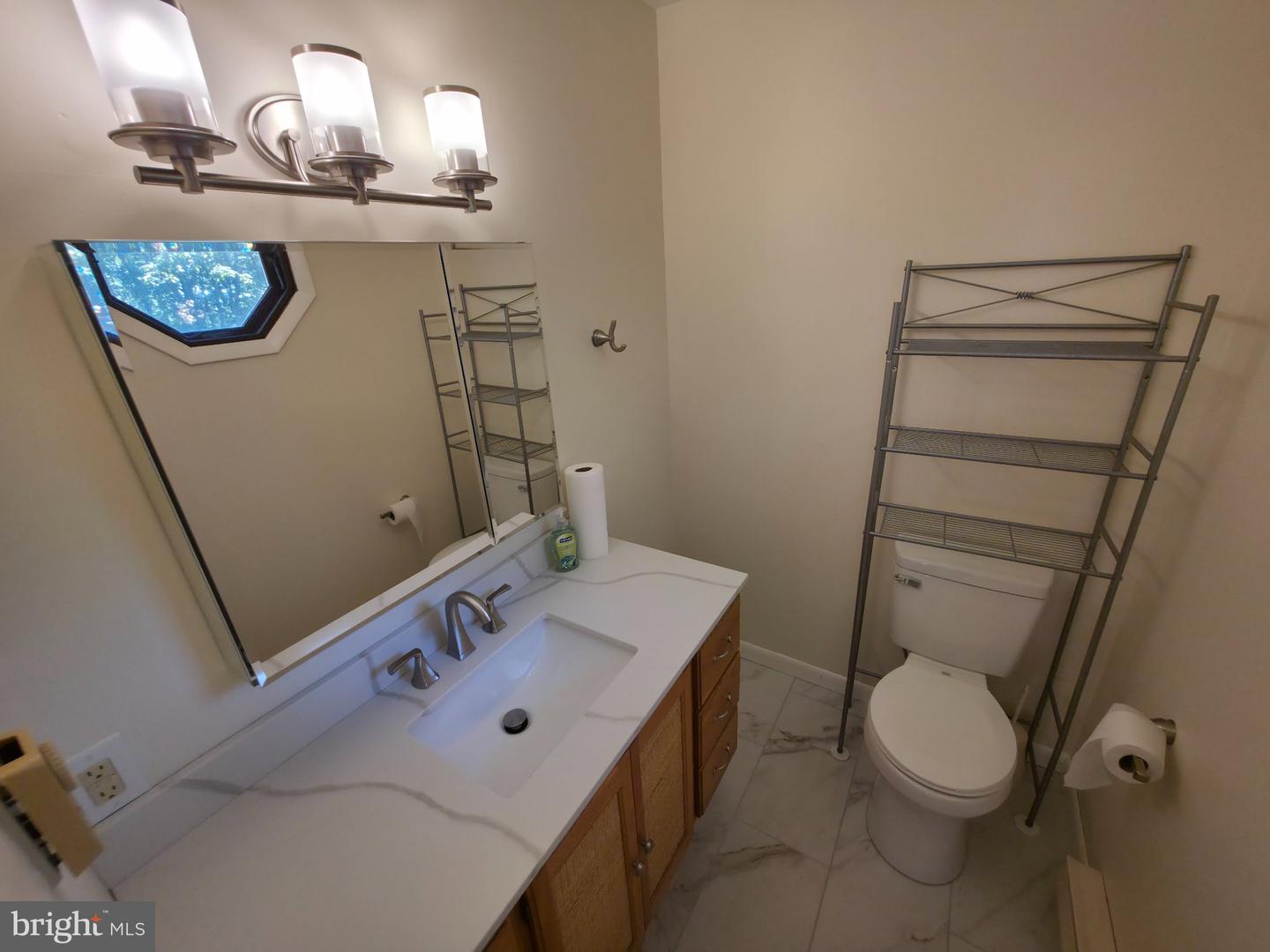 224 Tree Top Ter Property Photo 19