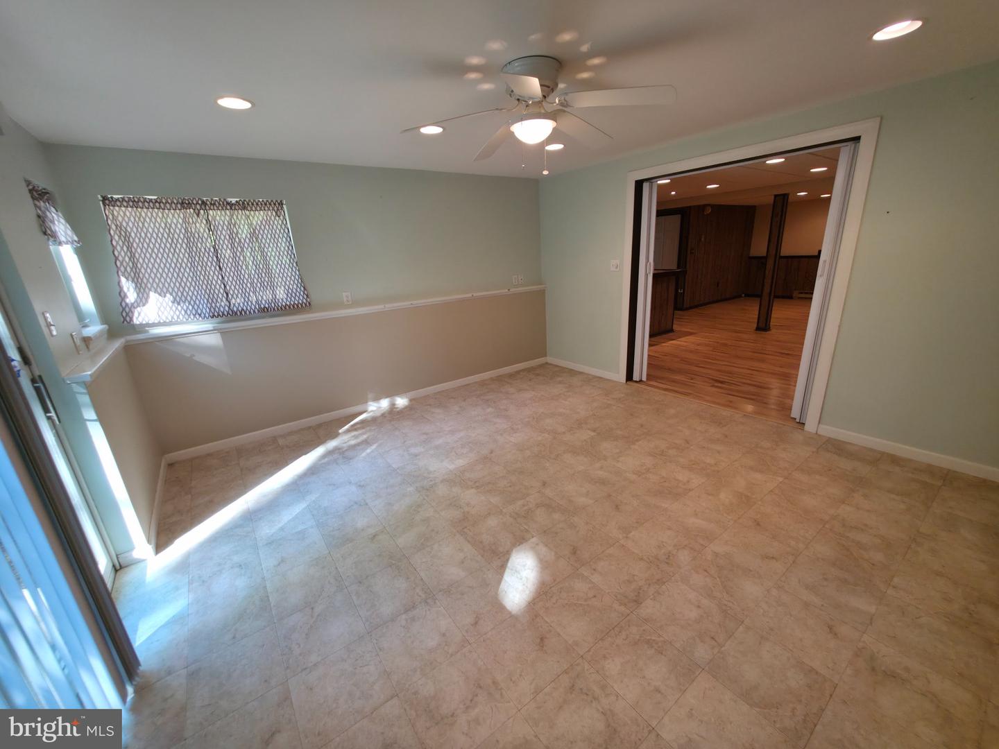 224 Tree Top Ter Property Photo 31