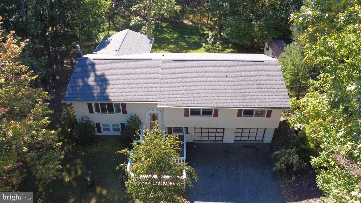 224 Tree Top Ter Property Photo 36
