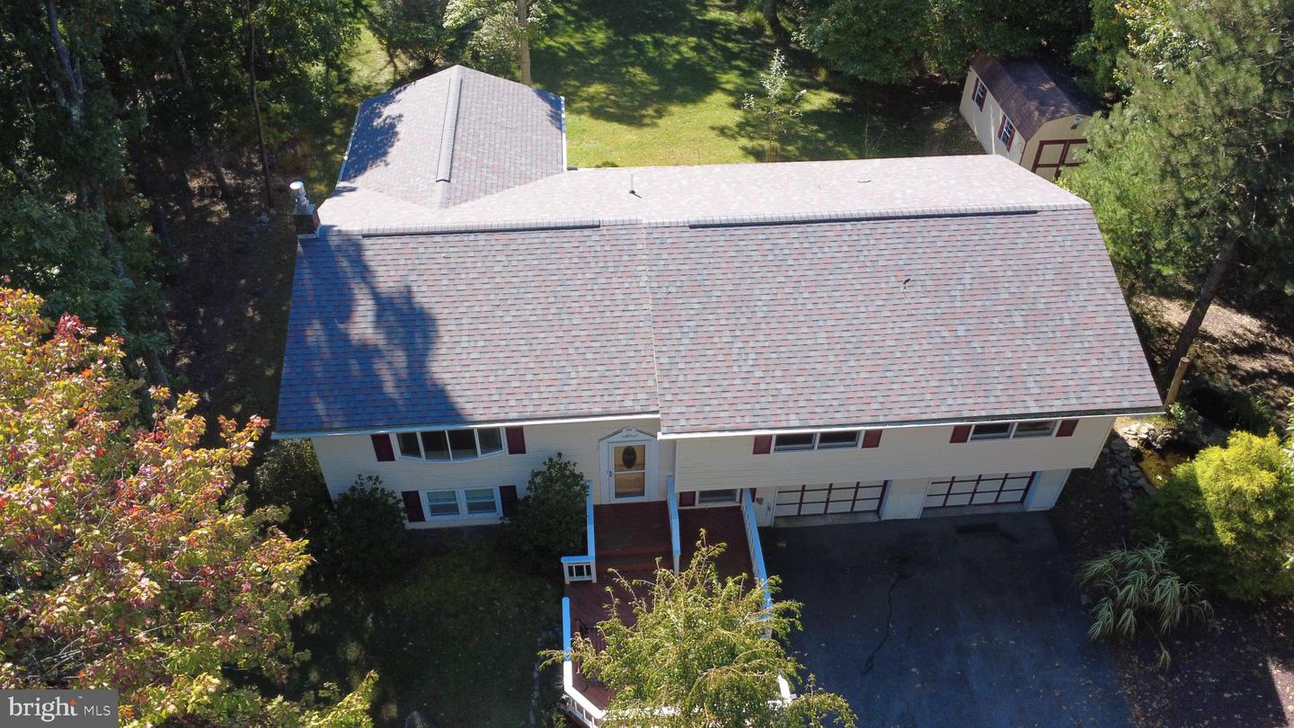 224 Tree Top Ter Property Photo 39